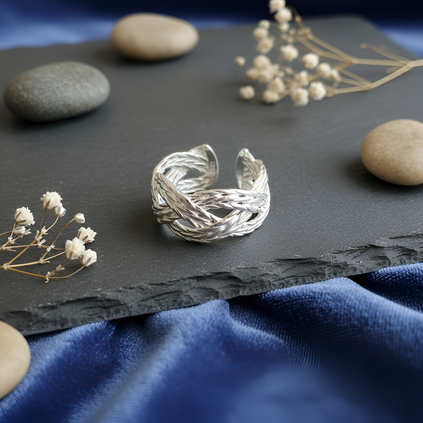 The Intertwined Weave